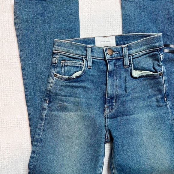 CURRENT ELLIOTT High Waist Distressed Kick-flare Jeans - Picture 5 of 12